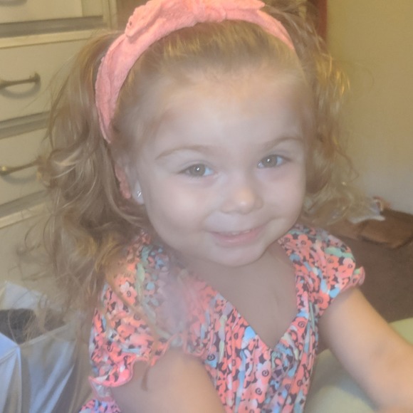 Meet your Posher, Darlene - Picture 1 of 1